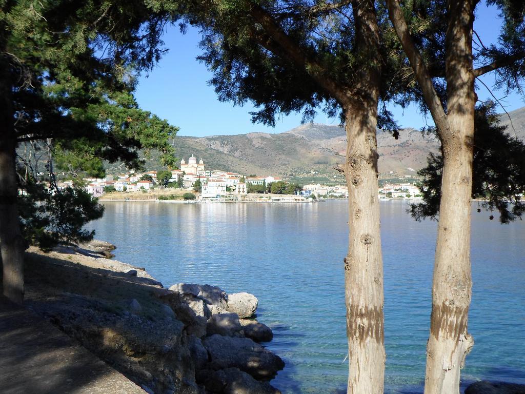 Villa Ianthia Galaxídhion Esterno foto